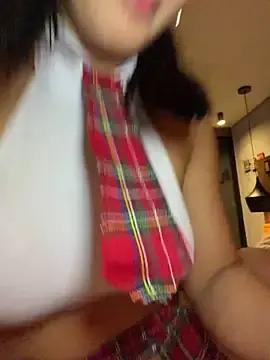 Stripchat Free Porn Cam of zui_lu