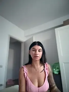 Stripchat Adult Webcams of DramaQueen__