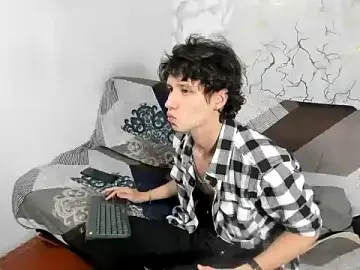 Stripchat Live Sex of DANIEL_Hot777