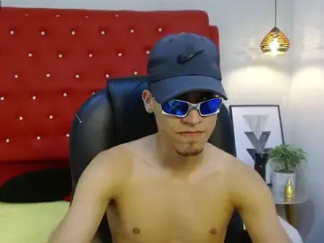 Stripchat Adult Webcams of Mark_Jackson69