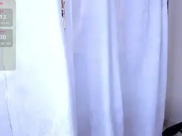 Stripchat Free Porn Cam of dahian_carter