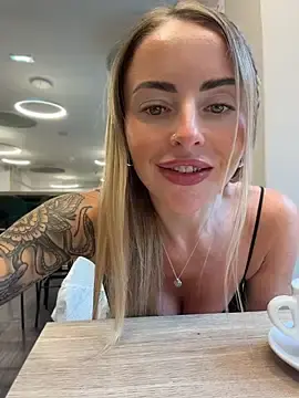 Stripchat Private Sex Chat of EmaSalis