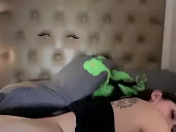 Stripchat Free Porn Cam of Miss_Young