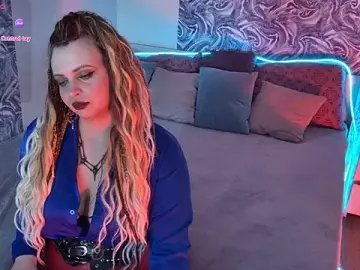 Stripchat Sex Cam of Miss_Maya_Mils