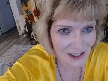 Stripchat Live Sex Cam of SindeeDix