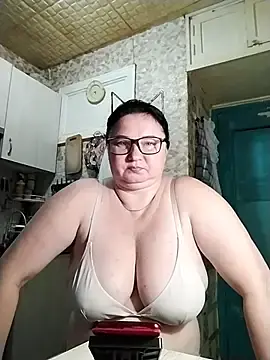 Stripchat Live Porn of Holly-69
