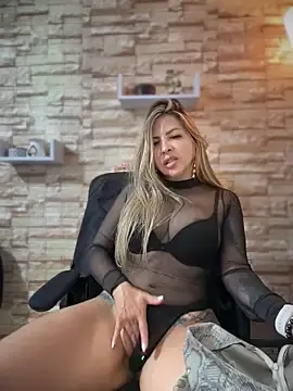 Stripchat Best live sex cam show of _Abril-Office1