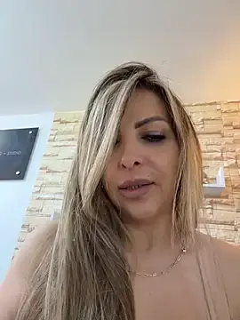 Stripchat Live Sex of _Abril-Office1