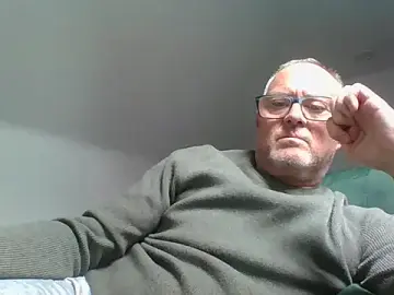 Stripchat Adult Video Chat of naughtygrandad1