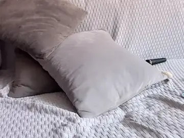 Stripchat Free Porn Cam of alice_mooniie