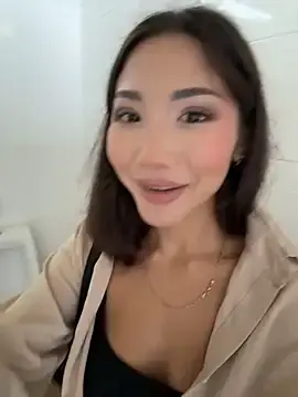 Stripchat Free Porn Cam of lean_lie8
