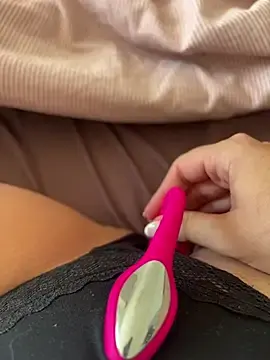 Stripchat Best live sex cam show of elyaptz
