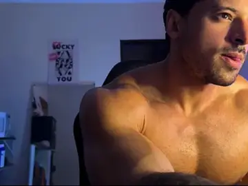 Stripchat Watch Live Sex Cams of Lucasfit24