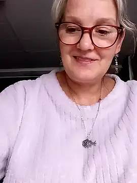 Stripchat Watch Live Sex Cams of irinamaux