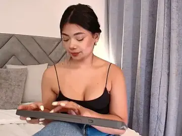 Stripchat Free Porn Cam of sara_owens7