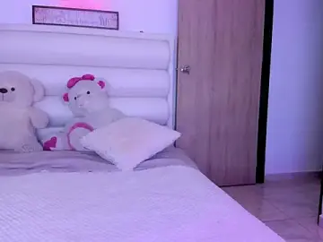Stripchat Live Porn of gaby_desire777