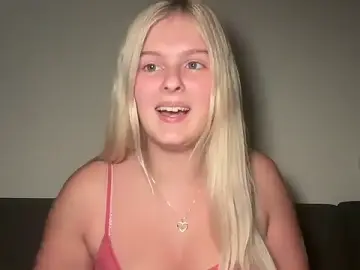 Stripchat Best live sex cam show of Allylove03