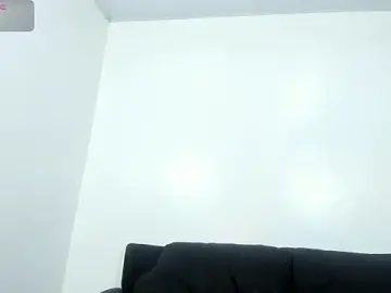 Stripchat Adult Webcam of Elena_and_Julian