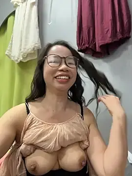 Stripchat Live Sex of honghong_mother