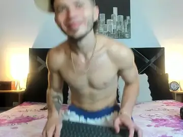 Stripchat Best Webcam of Zeus_damian21