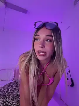 Stripchat Adult Video Chat of amylaaa