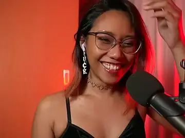 Stripchat Watch Live Sex Cams of VexaNyx