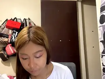 Stripchat Free Live Porn of BeverleeCorino