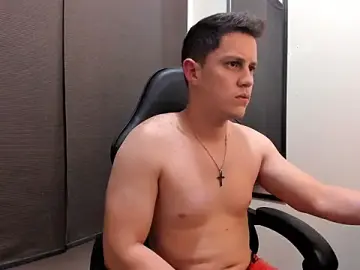 Stripchat Sex Chat of KendricTorres