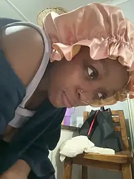 Stripchat Nude Webcam of xxTatiannaxx