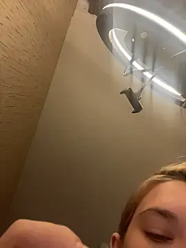 Stripchat Best live sex cam show of Holly_Molii