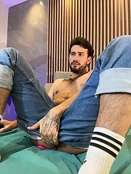 Stripchat Watch Live Sex Cams of Adrian_SITH