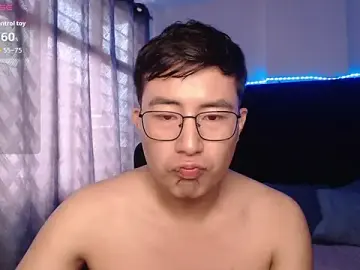 Stripchat Nude Webcam of andrewmhilton_