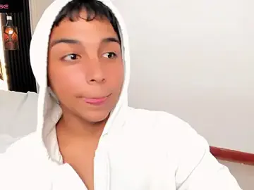 Stripchat Best live sex cam show of Seductivo_jr