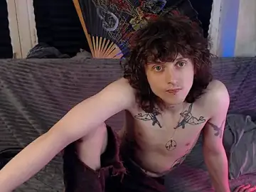 Stripchat Live Sex Cam of g1vememoney
