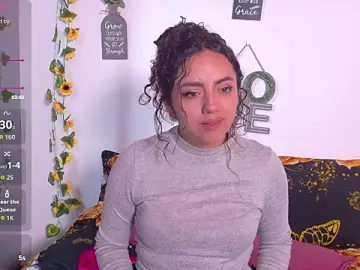 Stripchat Private Sex Chat of emiily_curly