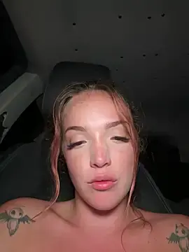 Stripchat Sex Cam of Daddyslut2_0