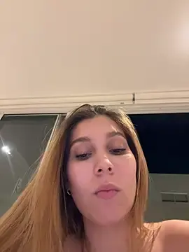 Stripchat Sex Cam of Nikii__