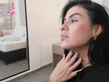 Stripchat Sex Cam of stephanya_