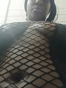 Stripchat Adult Video Chat of Xochillovemoney2