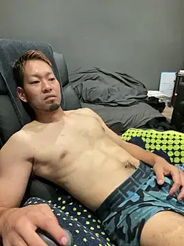 Stripchat Live Sex Cam of ryuaaaaa