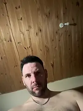 Stripchat Live Sex Cam of Ezeveron