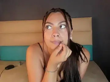 Stripchat Free Porn Cam of SweetMaddyson