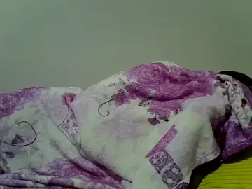 Stripchat Sex Cam of sky_seductive