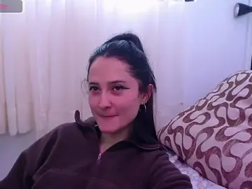 Stripchat Live Sex Cam of AlissonnFoxx
