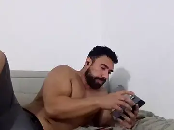 Stripchat Adult Webcam of GymKing99
