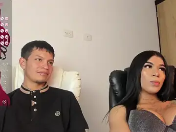 Stripchat Watch Live Sex Cams of paulett_g