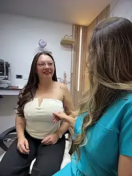 Stripchat Free Porn Cam of alicee16