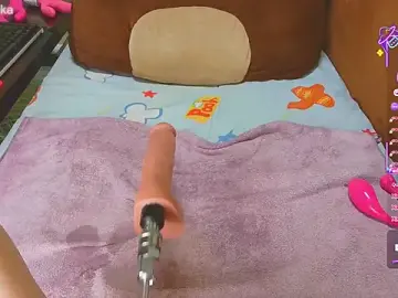 Stripchat Sex Cam of Skwirtyashka