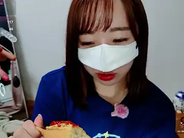 Stripchat Watch Live Sex Cams of Rio_chan_