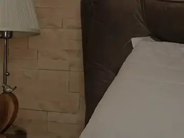 Stripchat Sex Cam of FeliciaKrige